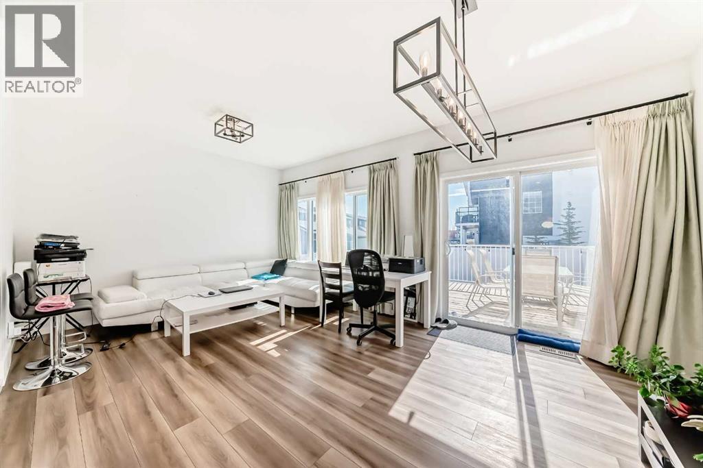 91 Walcrest Way SE, Calgary, Alberta  T2X 4G2 - Photo 11 - A2298228