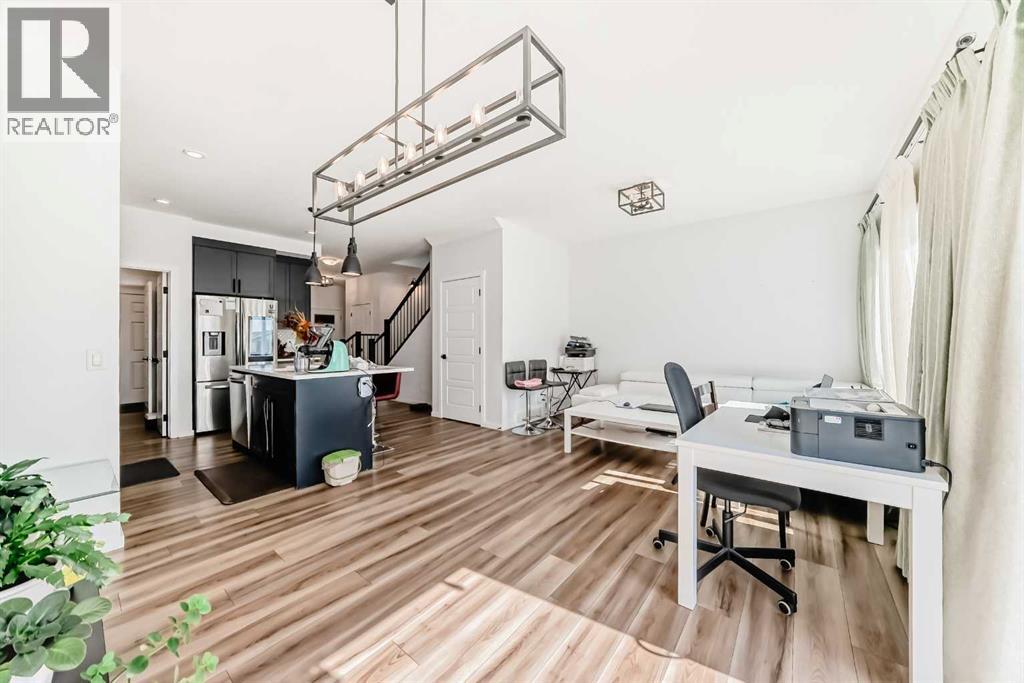 91 Walcrest Way SE, Calgary, Alberta  T2X 4G2 - Photo 12 - A2298228