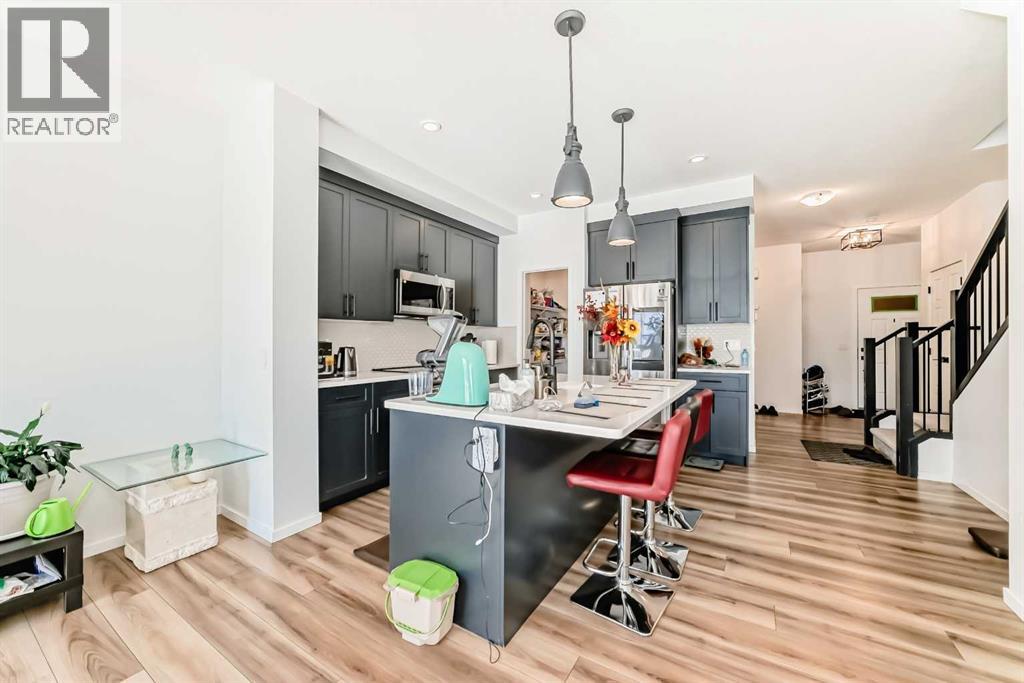 91 Walcrest Way SE, Calgary, Alberta  T2X 4G2 - Photo 9 - A2298228