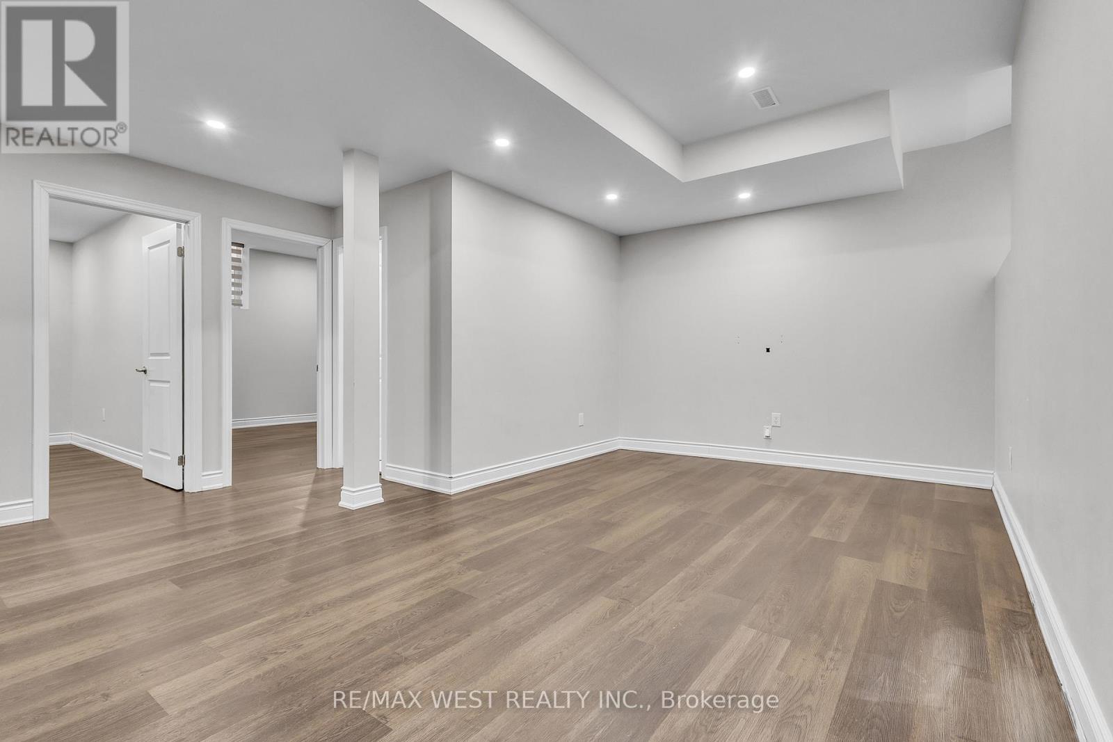 65 Port Royal Avenue, Vaughan, Ontario  L4H 4K6 - Photo 27 - N12954396