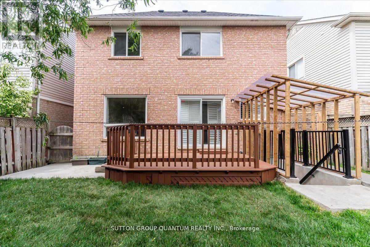 Upper - 239 Brisdale Drive, Brampton, Ontario  L7A 2T3 - Photo 25 - W12958540