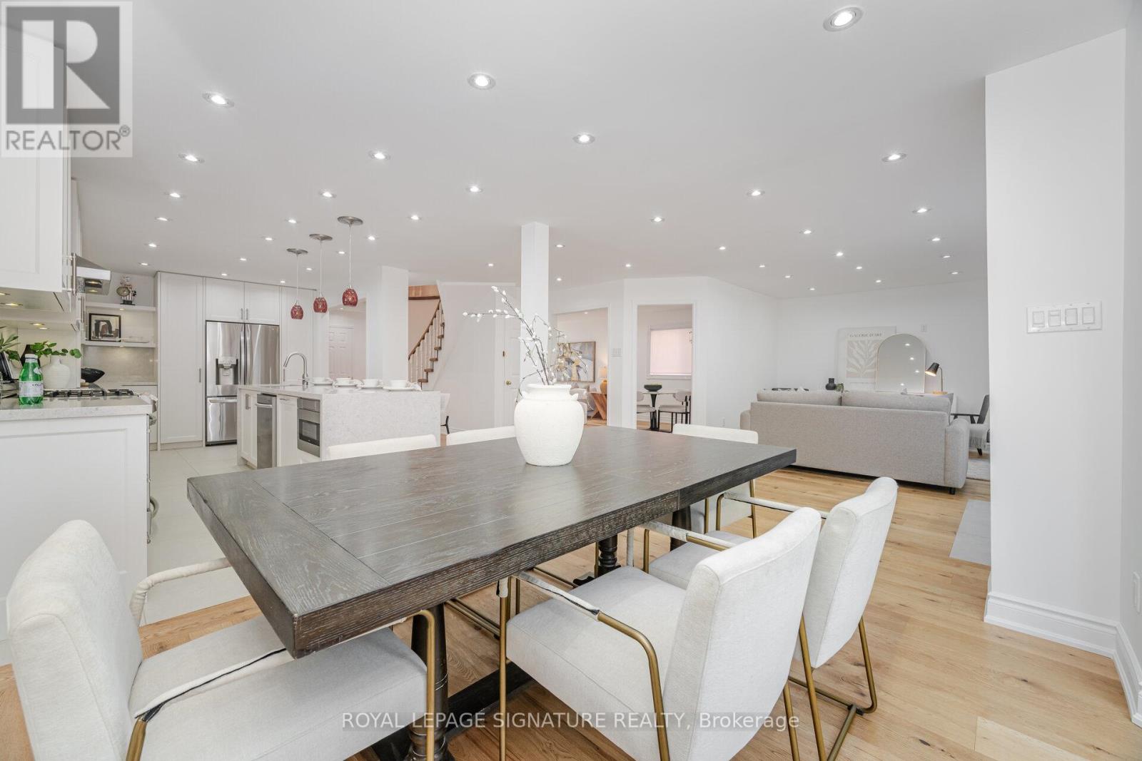 5217 Fallingbrook Drive, Mississauga, Ontario  L5V 1N7 - Photo 22 - W12958560