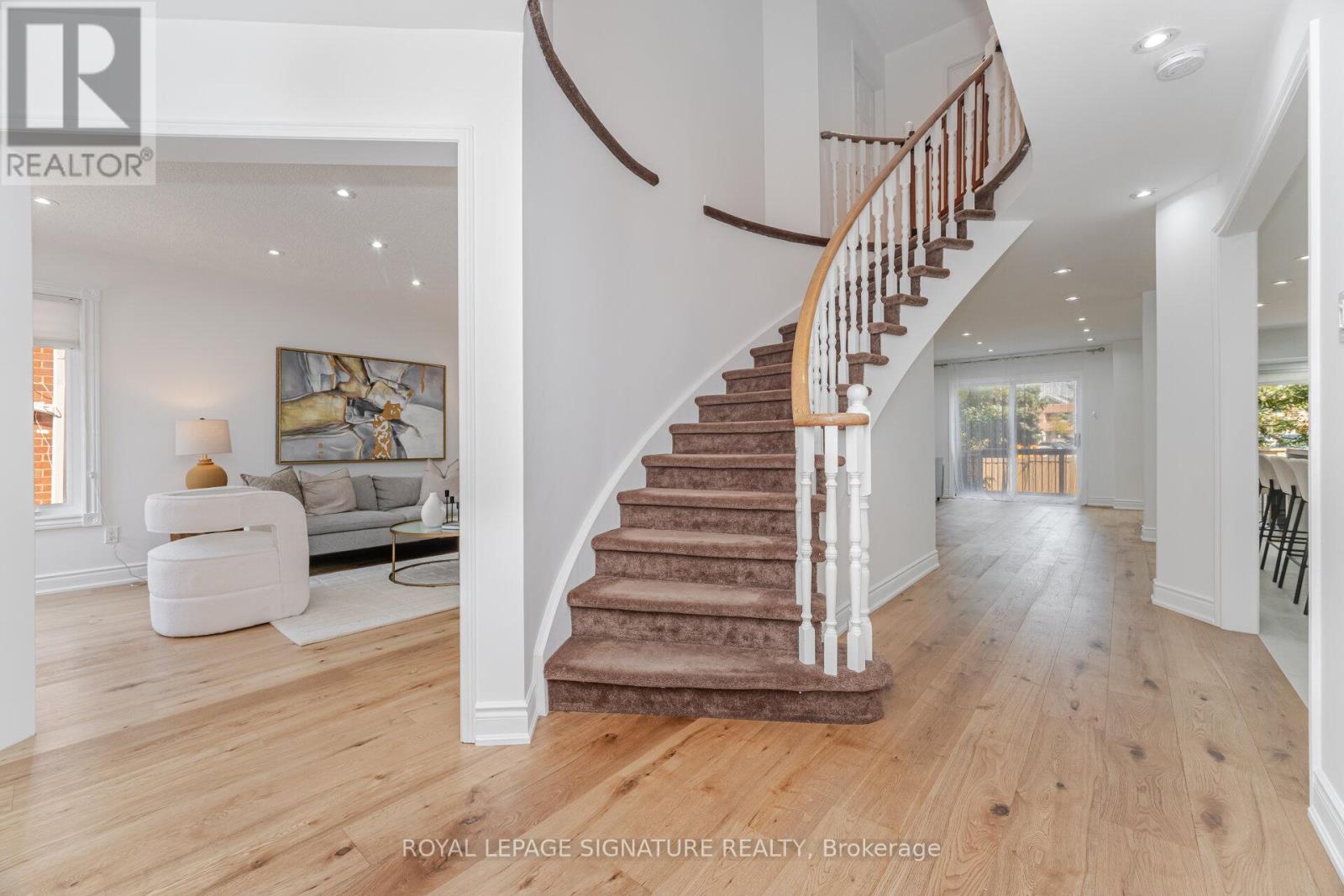 5217 Fallingbrook Drive, Mississauga, Ontario  L5V 1N7 - Photo 27 - W12958560