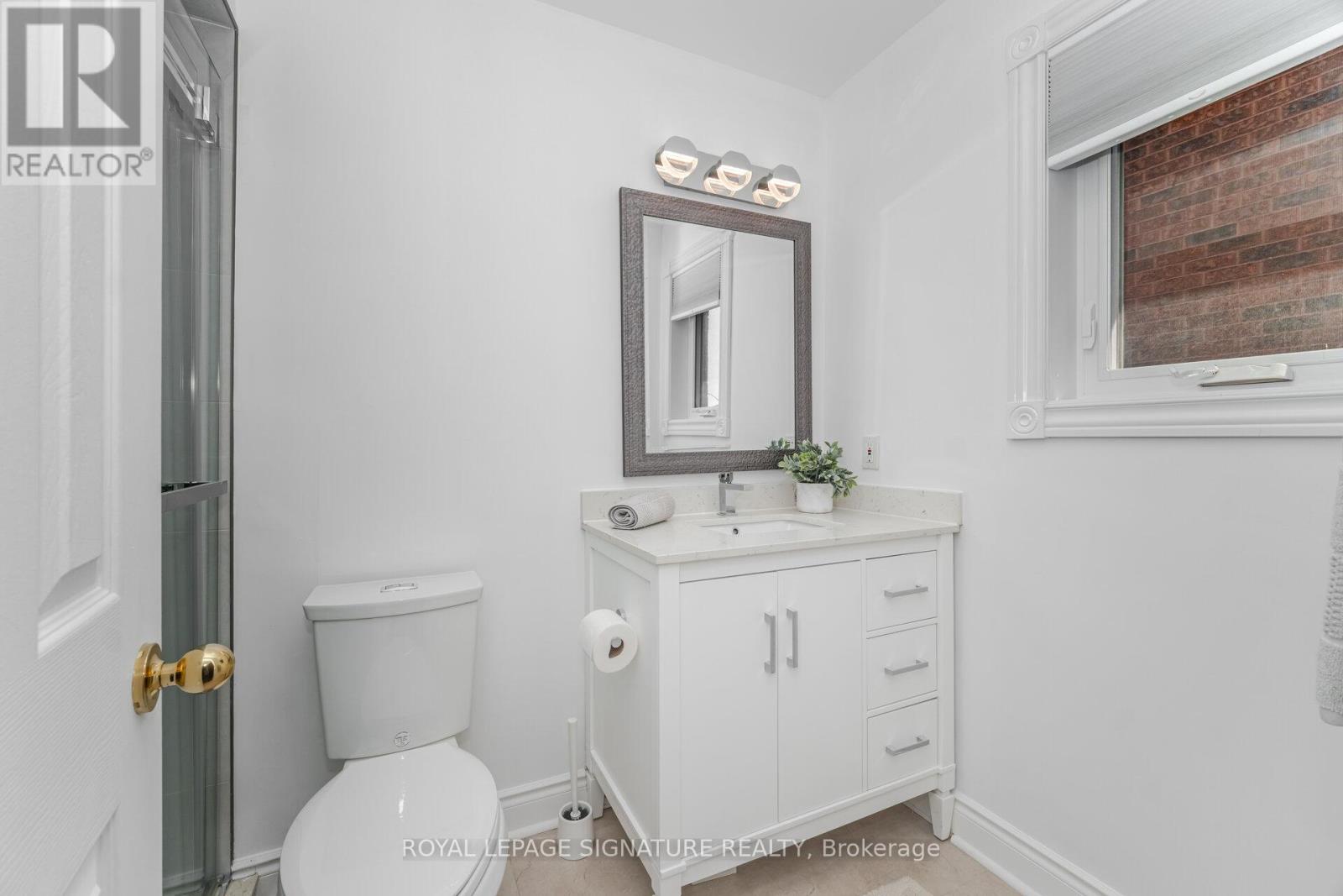 5217 Fallingbrook Drive, Mississauga, Ontario  L5V 1N7 - Photo 36 - W12958560