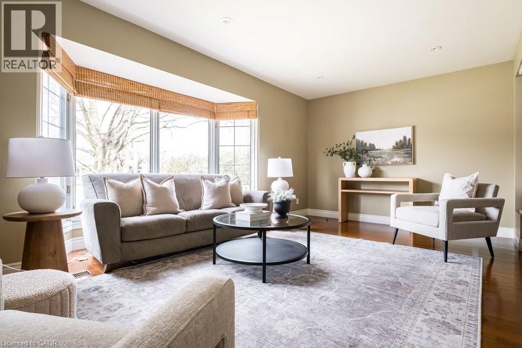 330 Strathcona Drive, Burlington, Ontario  L7L 2E3 - Photo 8 - 40817034