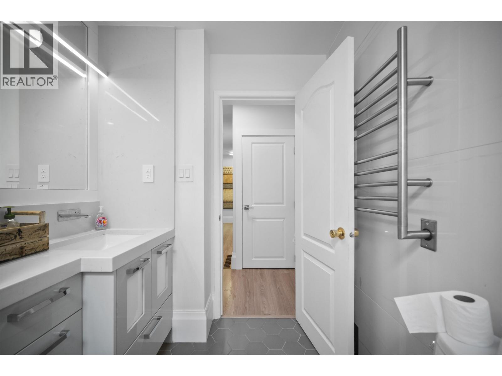 6978 Mckinnon Street, Vancouver, British Columbia  V5S 3G5 - Photo 22 - R3106194