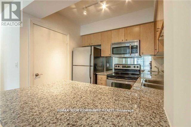 1201 - 8 Scollard Street, Toronto, Ontario M5R 1M2 - Photo 6 - C12953910