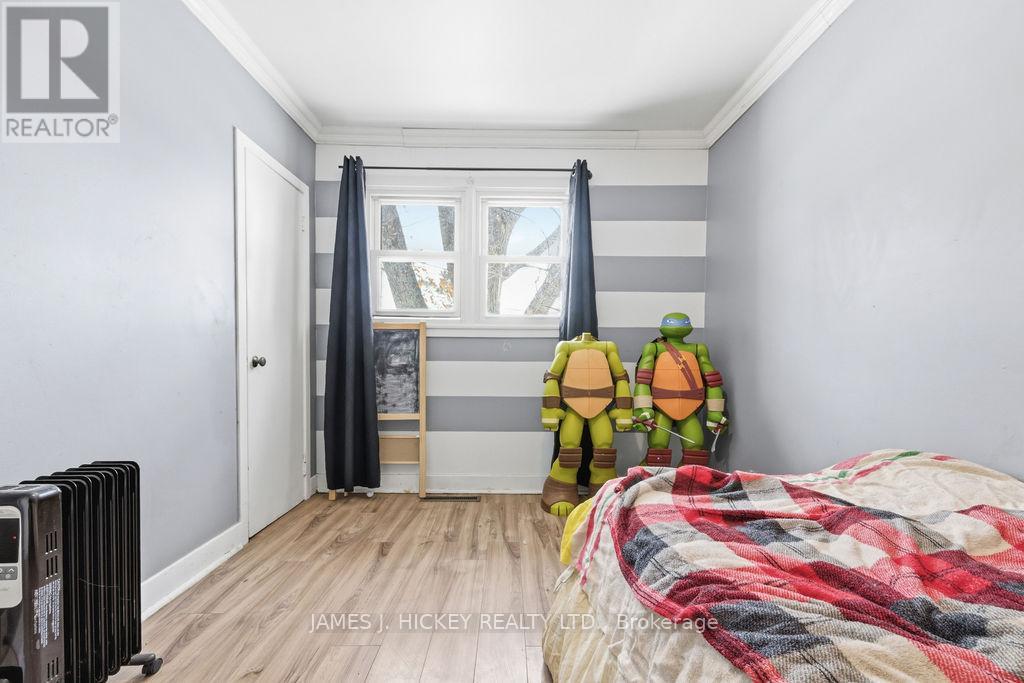 18 Summit Street, Deep River, Ontario  K0J 1P0 - Photo 14 - X12958584