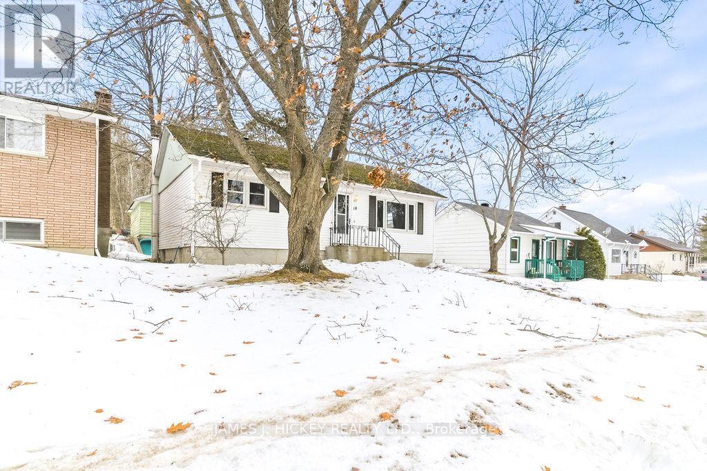 18 Summit Street, Deep River, Ontario  K0J 1P0 - Photo 26 - X12958584