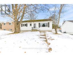 18 SUMMIT STREET, Deep River, Ontario