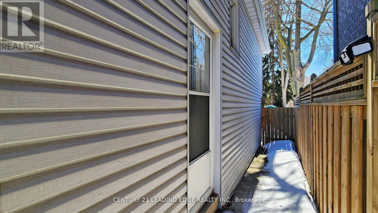 Basement - 131 Florence Avenue, Toronto, Ontario  M2N 1G2 - Photo 4 - C12958592