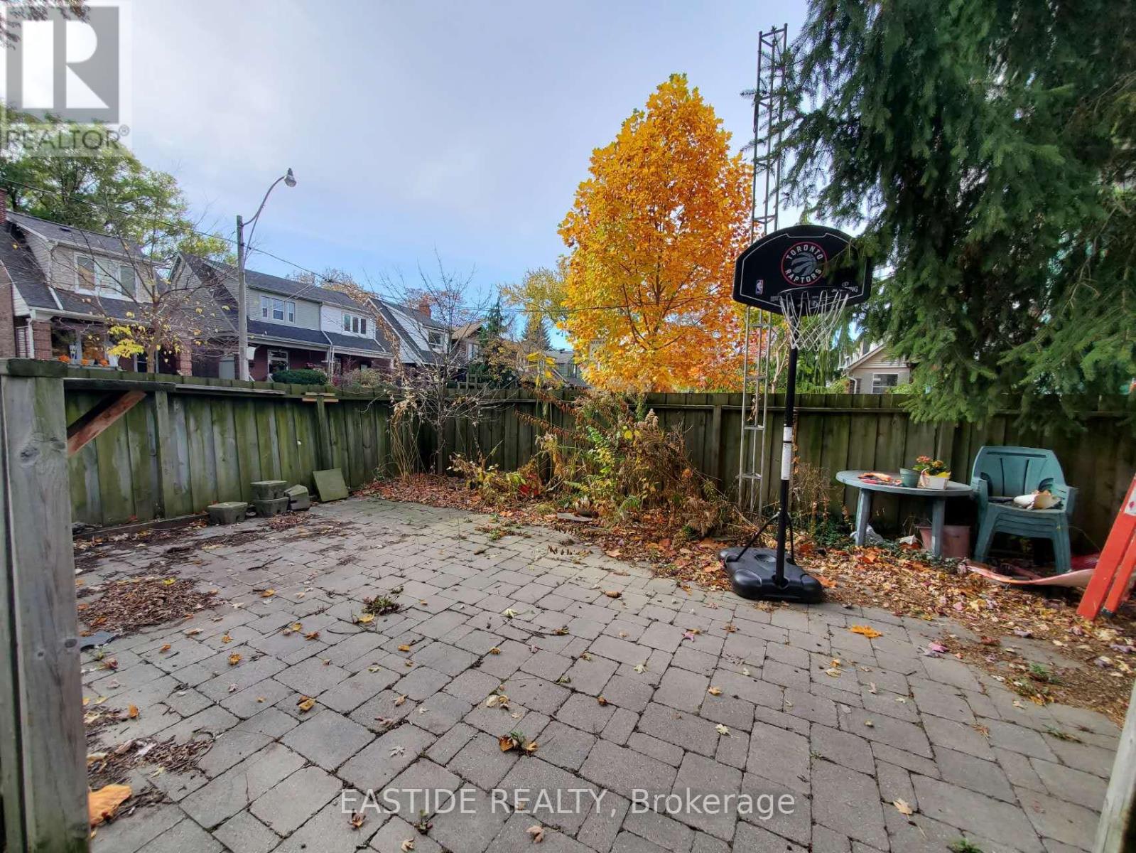 Main - 212 Monarch Park Avenue, Toronto, Ontario  M4J 4S1 - Photo 12 - E12958594