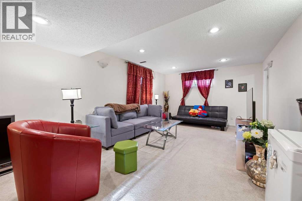 465 Panamount Boulevard NW, Calgary, Alberta  T3K 5V1 - Photo 33 - A2299107