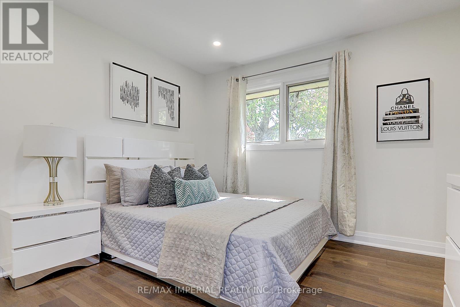 98 Belfry Drive, Newmarket, Ontario  L3Y 3G1 - Photo 34 - N12958588