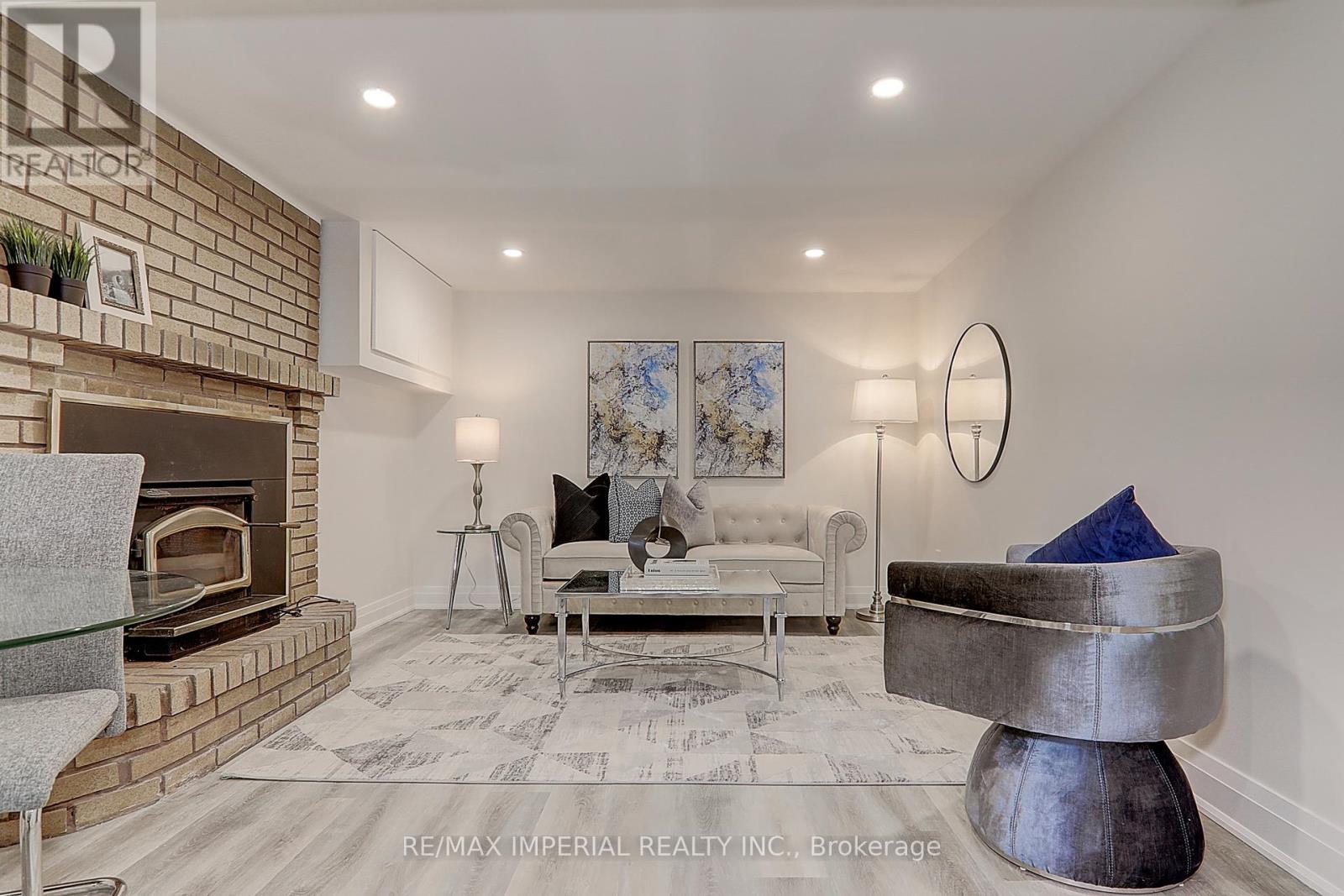 98 Belfry Drive, Newmarket, Ontario  L3Y 3G1 - Photo 40 - N12958588