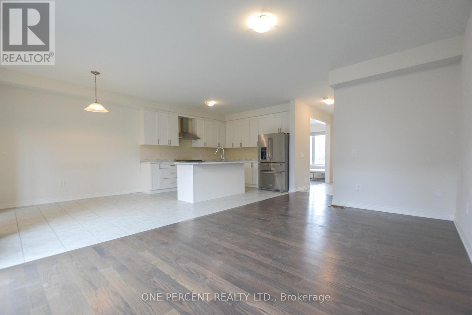 19838 Leslie Street, East Gwillimbury, Ontario  L9N 0S2 - Photo 10 - N12958608