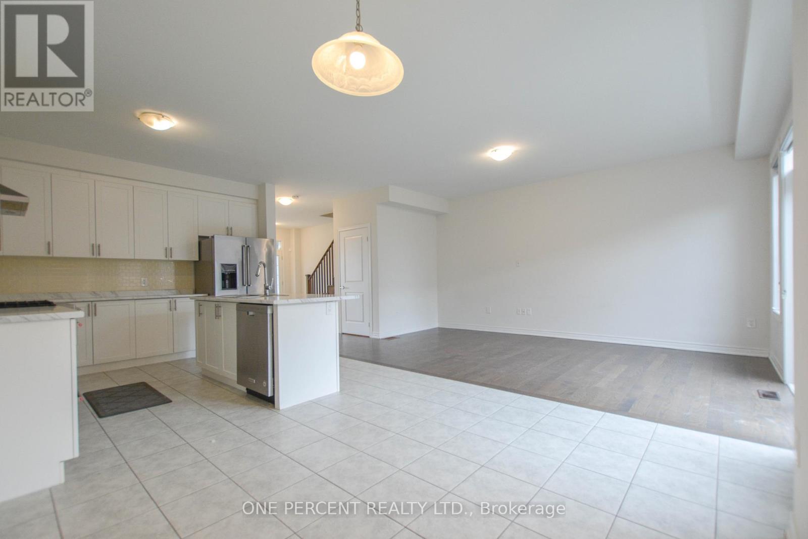 19838 Leslie Street, East Gwillimbury, Ontario  L9N 0S2 - Photo 13 - N12958608