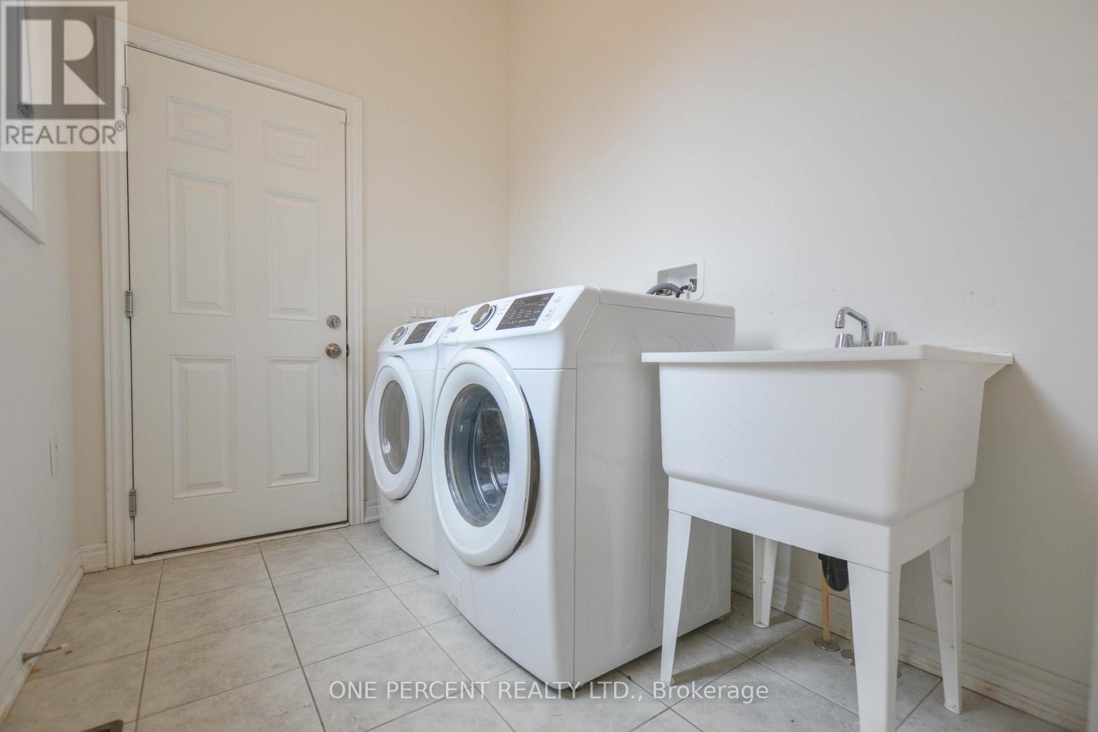 19838 Leslie Street, East Gwillimbury, Ontario  L9N 0S2 - Photo 19 - N12958608