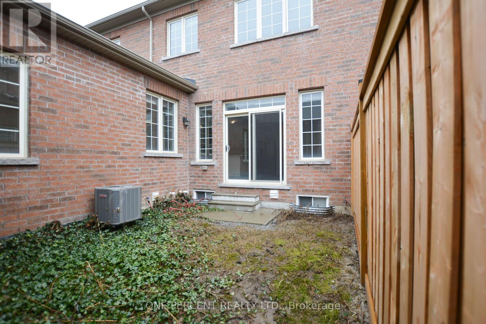 19838 Leslie Street, East Gwillimbury, Ontario  L9N 0S2 - Photo 35 - N12958608