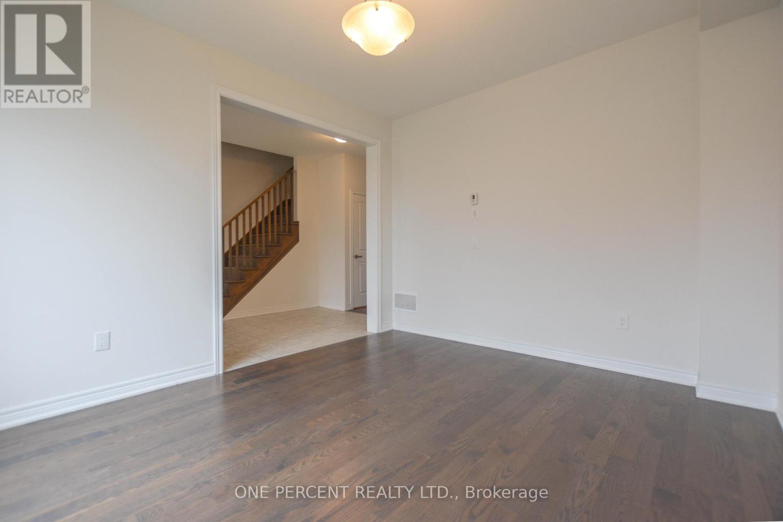 19838 Leslie Street, East Gwillimbury, Ontario  L9N 0S2 - Photo 7 - N12958608