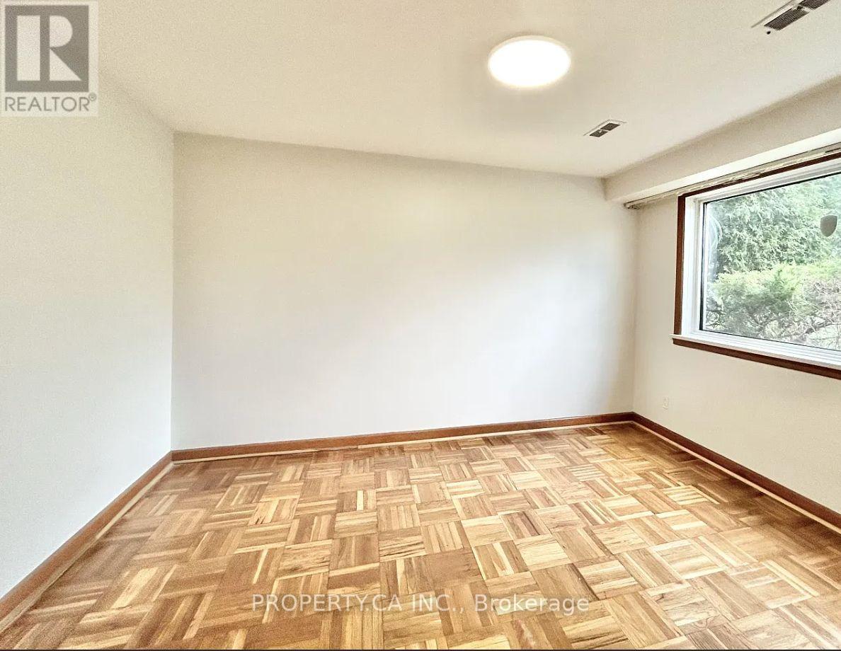 Lower - 3 Bondhead Place, Toronto, Ontario  M9V 2L9 - Photo 6 - W12958580