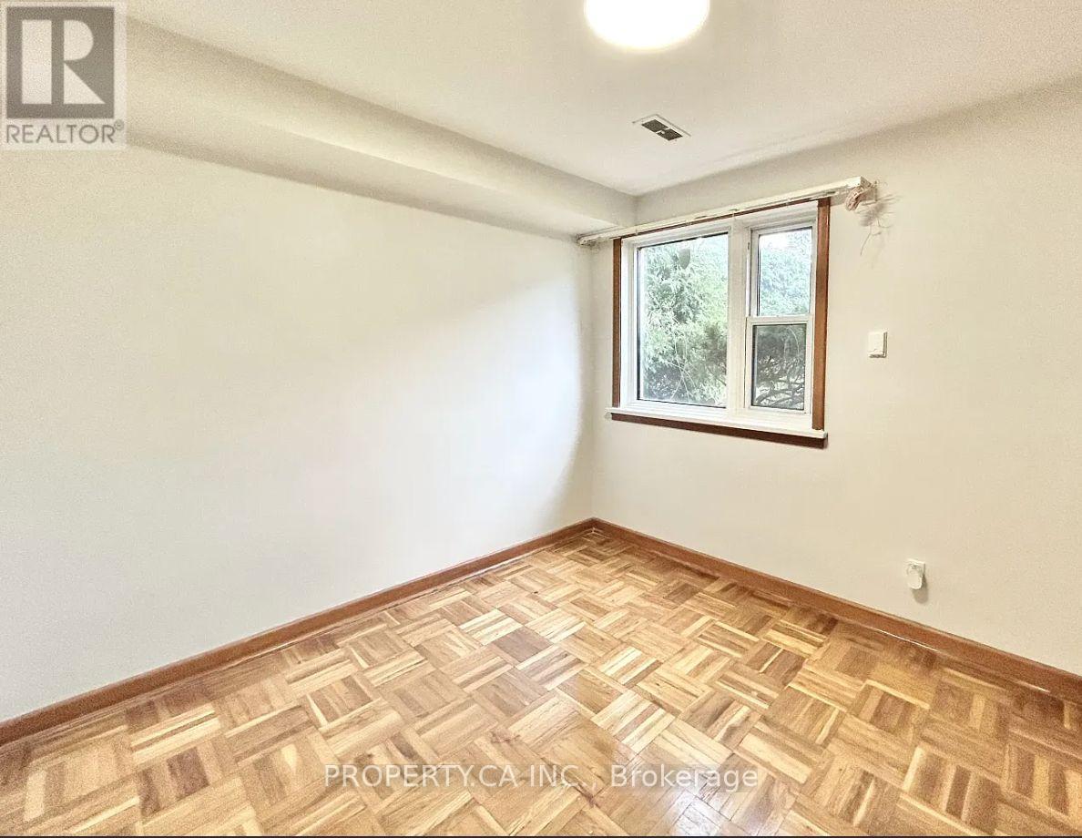 Lower - 3 Bondhead Place, Toronto, Ontario  M9V 2L9 - Photo 8 - W12958580