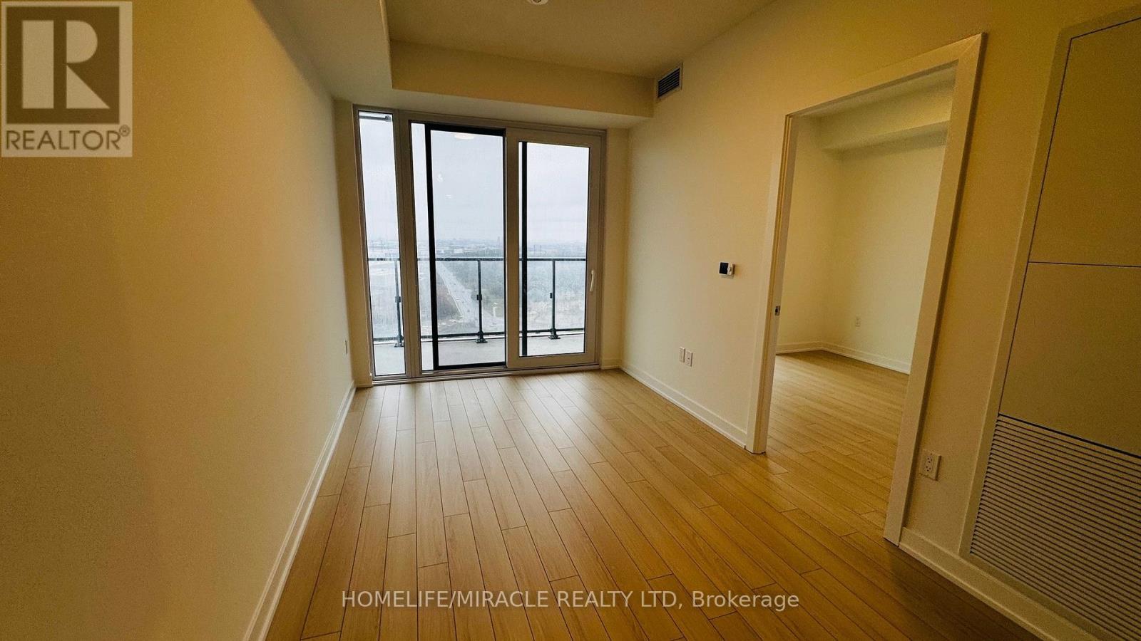 1903 - 15 Skyridge Drive, Brampton, Ontario L6P 4S3 - Photo 2 - W12958598