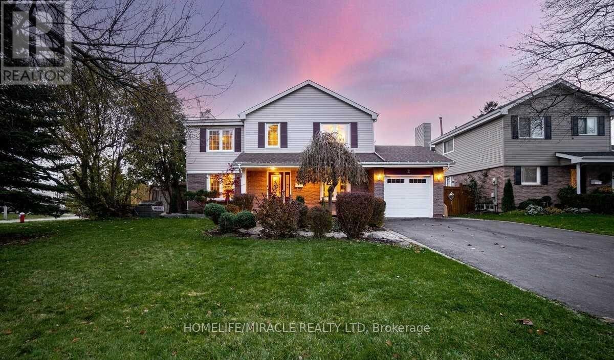 2 CANTRILL COURT, Brampton, Ontario