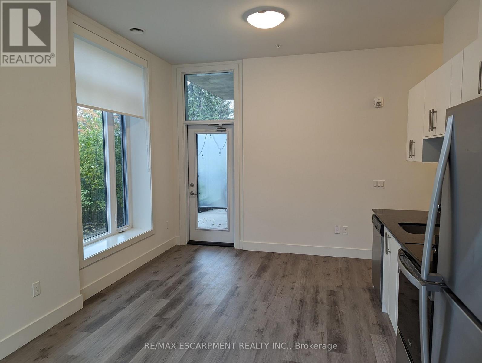 109 - 103 Roger Street, Waterloo, Ontario  L2J 0G2 - Photo 5 - X12958574