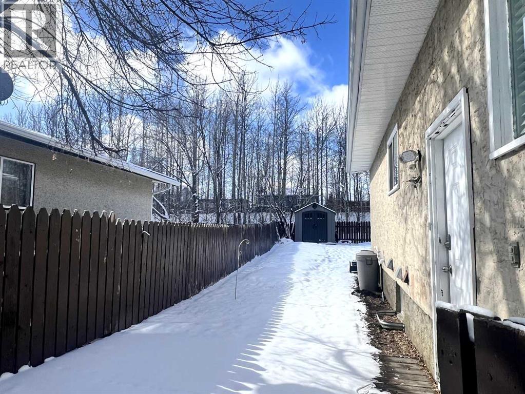 24 45 Streetcrescent, Sylvan Lake, Alberta  T4S 2P9 - Photo 3 - A2296926