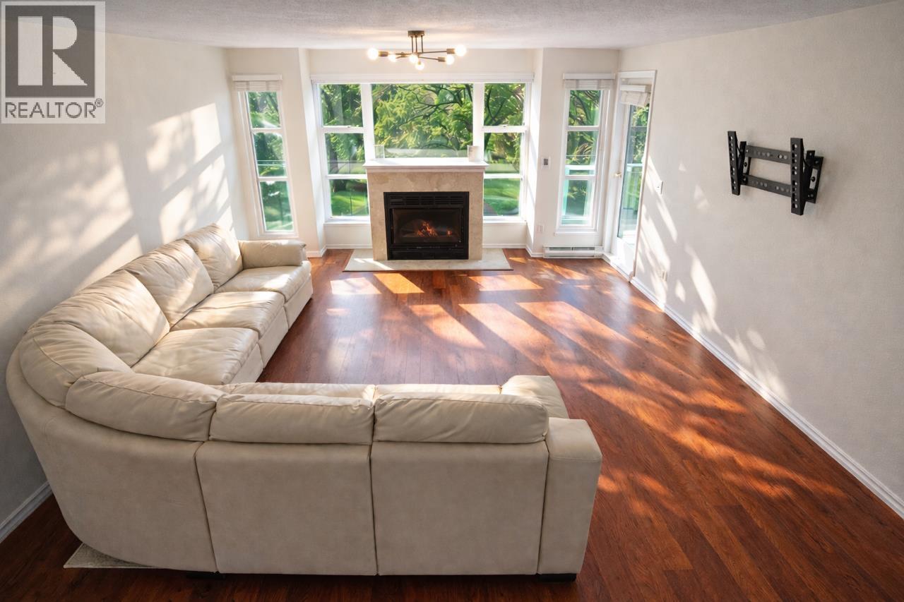 302 8728 Sw Marine Drive, Vancouver, British Columbia  V6P 6A4 - Photo 2 - R3086833