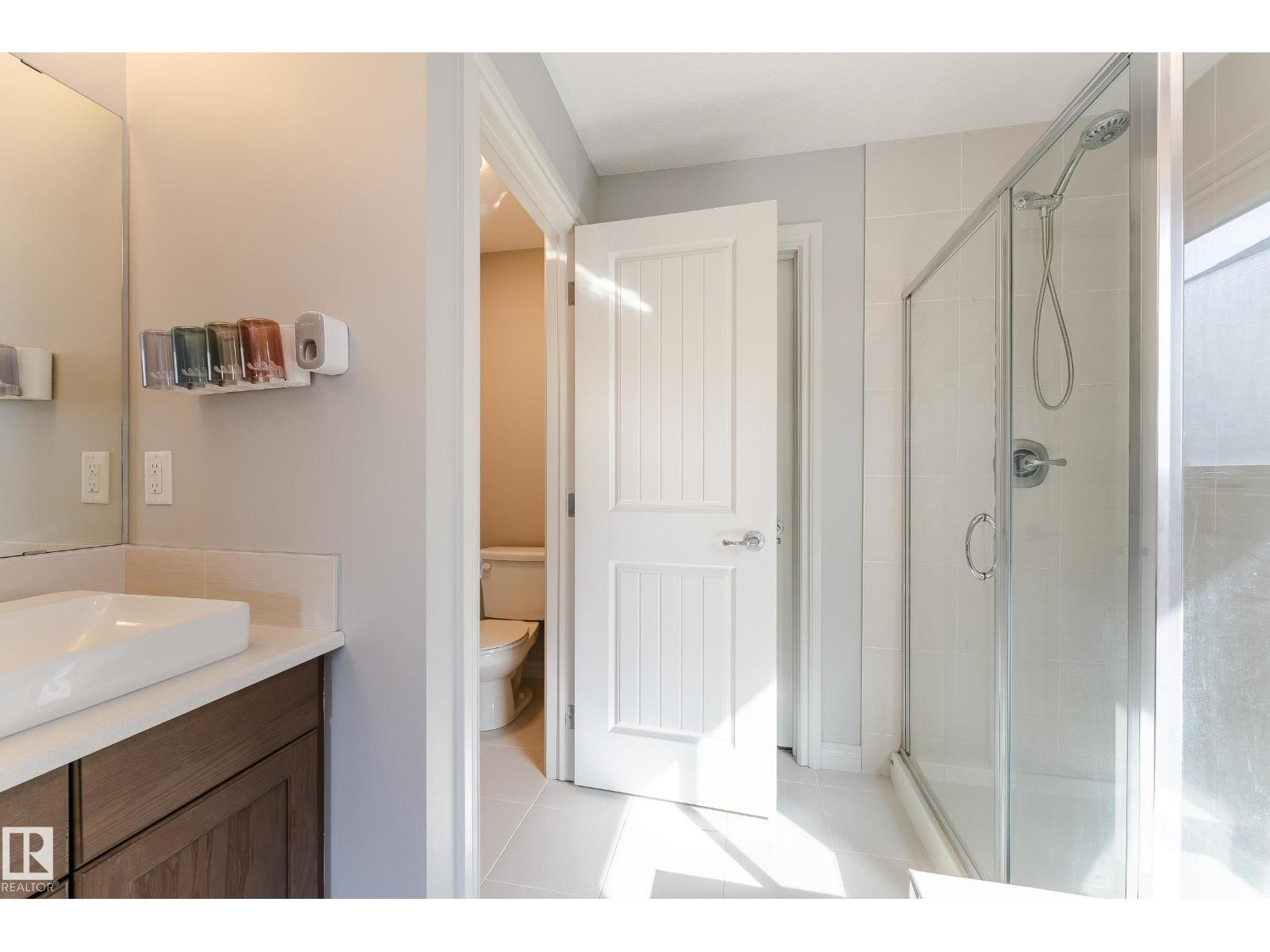 15907 18 Av Sw, Edmonton, Alberta  T6W 3E8 - Photo 31 - E4480228