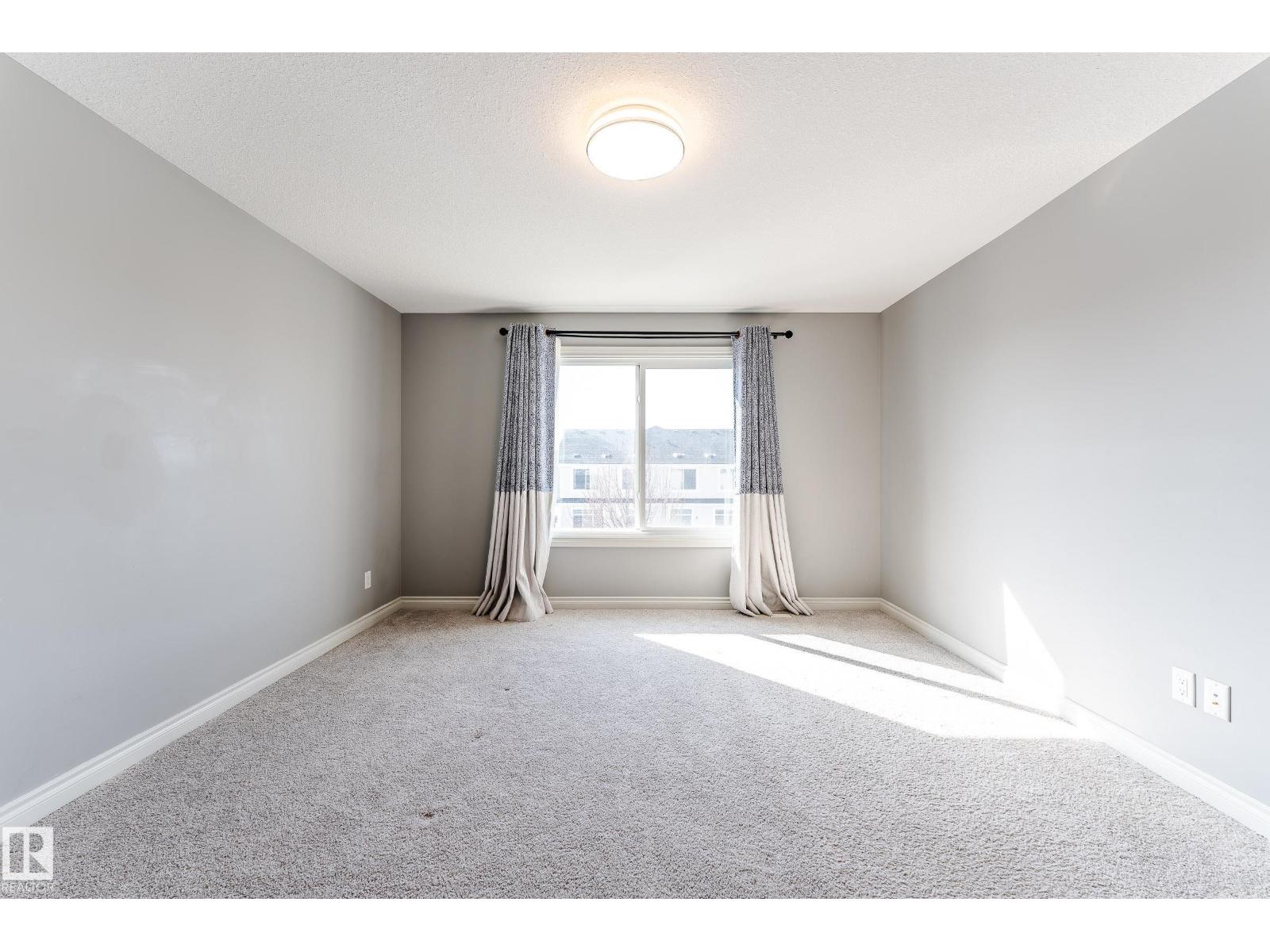 15907 18 Av Sw, Edmonton, Alberta  T6W 3E8 - Photo 27 - E4480228