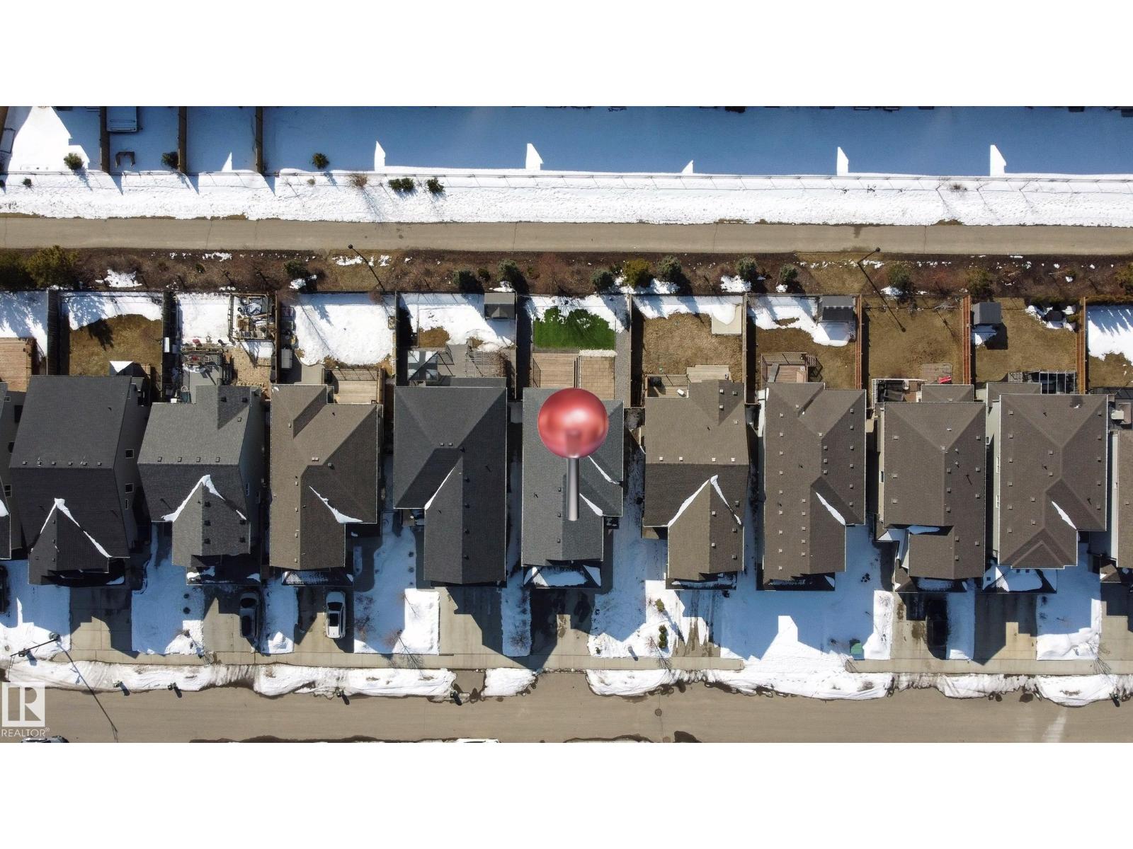 15907 18 Av Sw, Edmonton, Alberta  T6W 3E8 - Photo 6 - E4480228