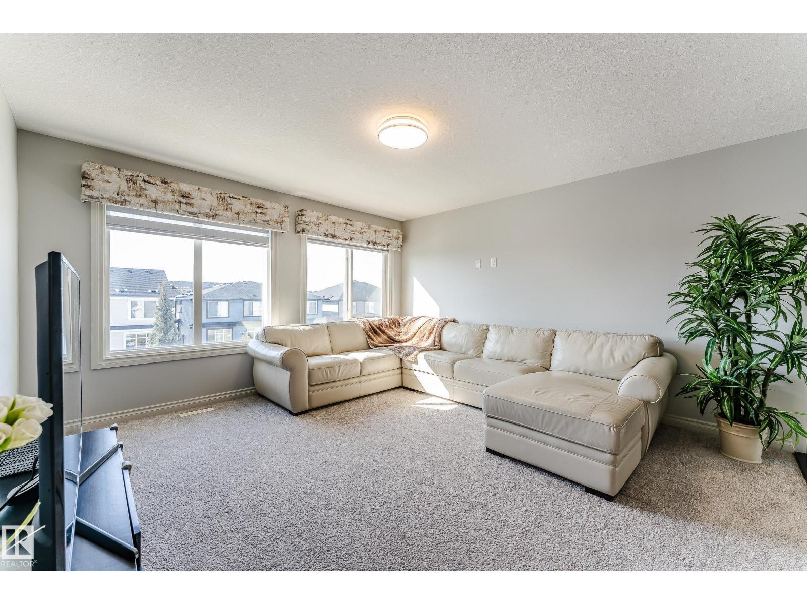 15907 18 Av Sw, Edmonton, Alberta  T6W 3E8 - Photo 25 - E4480228