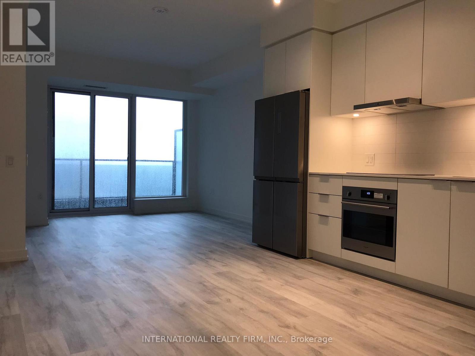 N817 - 7 Golden Lion Heights, Toronto, Ontario  M2M 0C3 - Photo 2 - C12933488