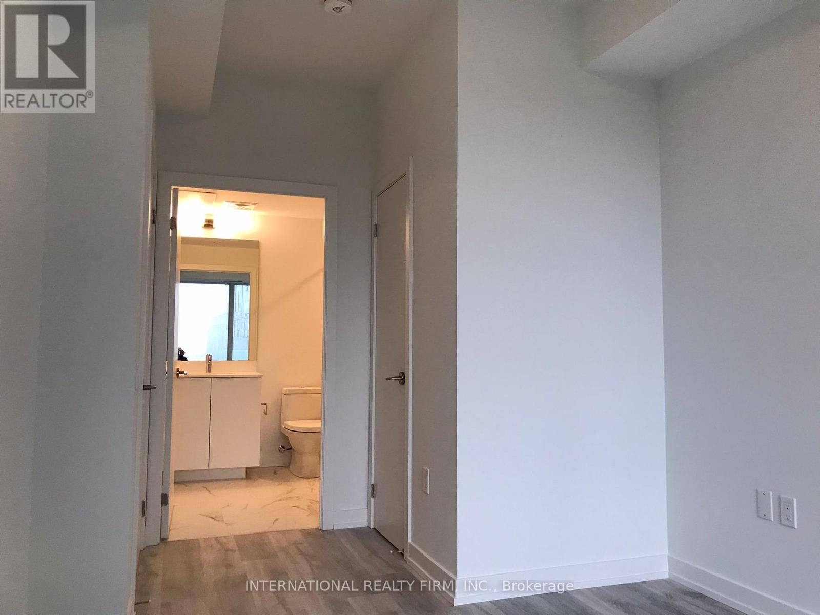 N817 - 7 Golden Lion Heights, Toronto, Ontario  M2M 0C3 - Photo 6 - C12933488