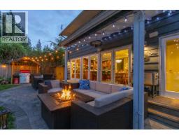 2864 BUSHNELL PLACE, North Vancouver, British Columbia
