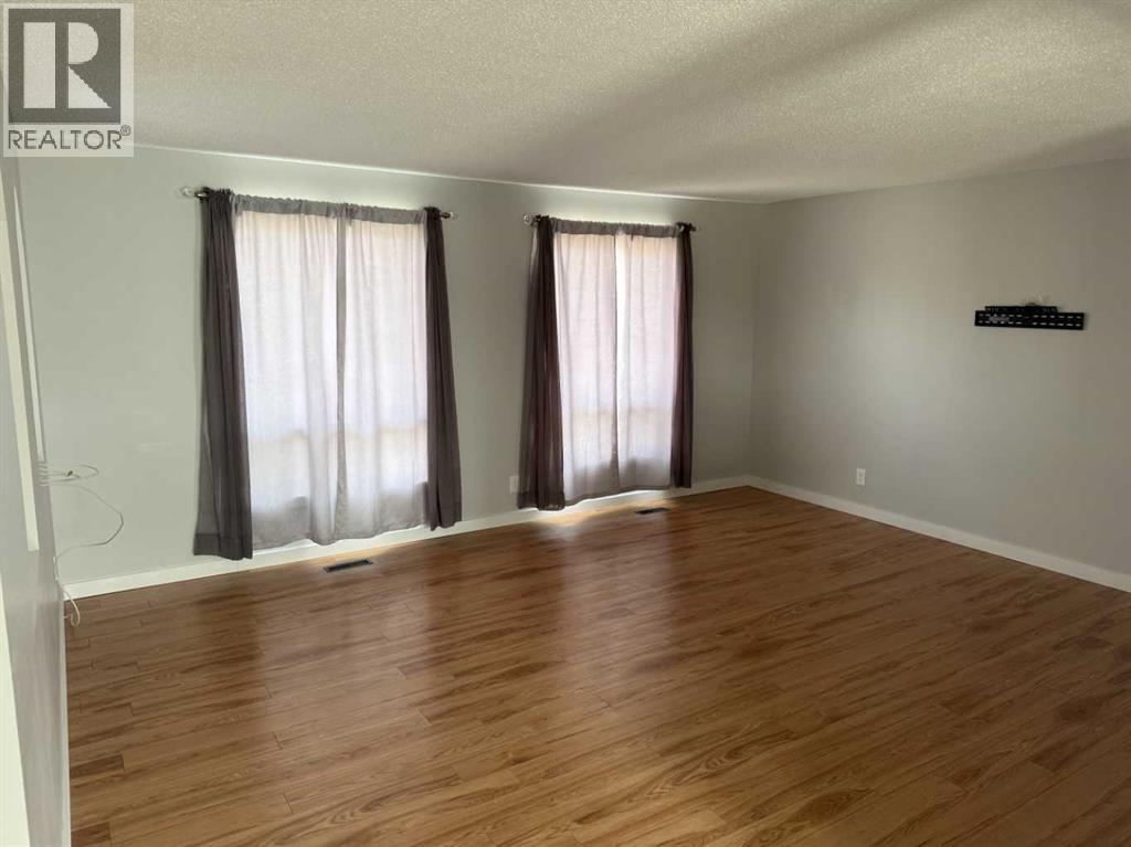 2510 18 Street N, Lethbridge, Alberta  T1H 4M8 - Photo 5 - A2298141