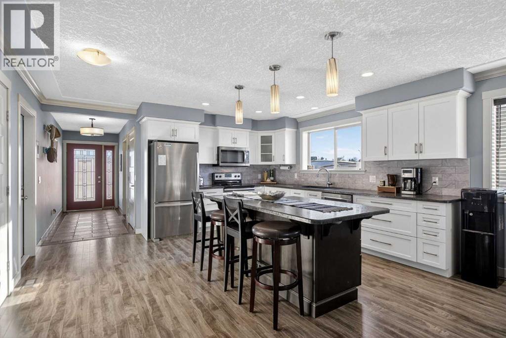 417 Frederick Avenue W, Standard, Alberta  T0J 3G0 - Photo 9 - A2283960