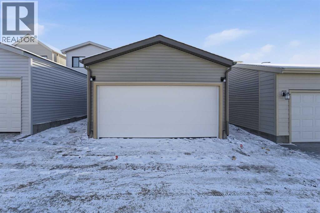 8 Heartwood Lane SE, Calgary, Alberta  T3S 0P9 - Photo 31 - A2291577