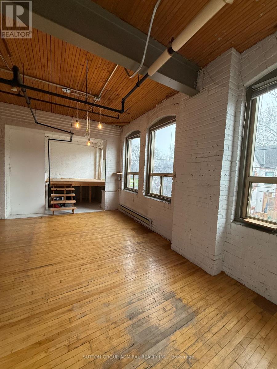 201 - 34 Noble Street, Toronto, Ontario  M6K 2C9 - Photo 5 - W12889838