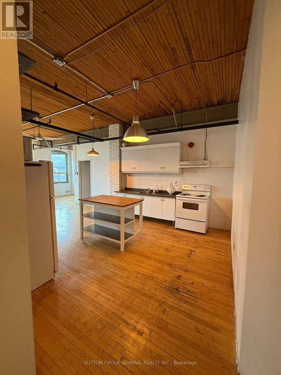 201 - 34 Noble Street, Toronto, Ontario  M6K 2C9 - Photo 2 - W12889838