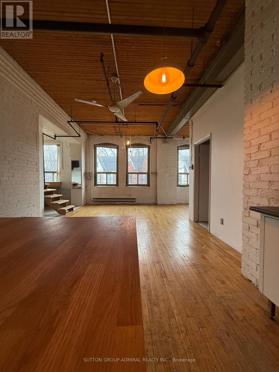 201 - 34 Noble Street, Toronto, Ontario  M6K 2C9 - Photo 4 - W12889838