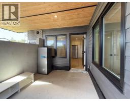 901 JACKSON CRESCENT, New Westminster, British Columbia