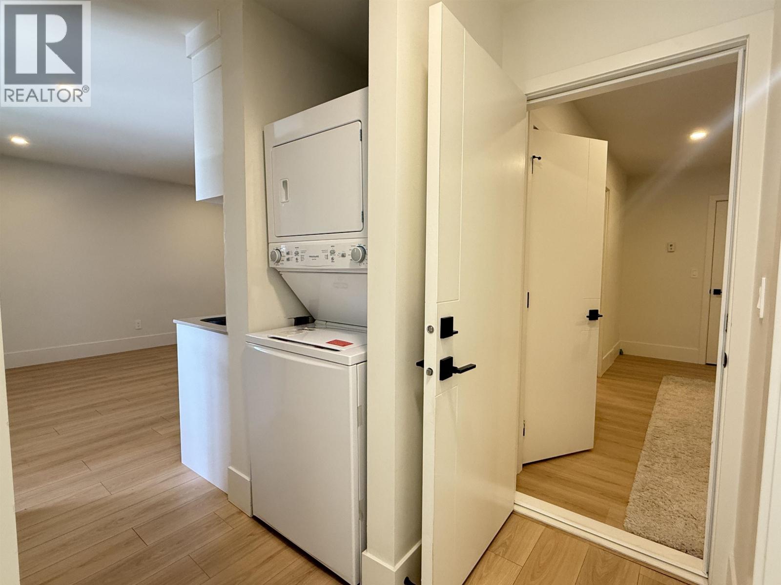 901 Jackson Crescent, New Westminster, British Columbia V3L 4S1 - Photo 7 - R3085170