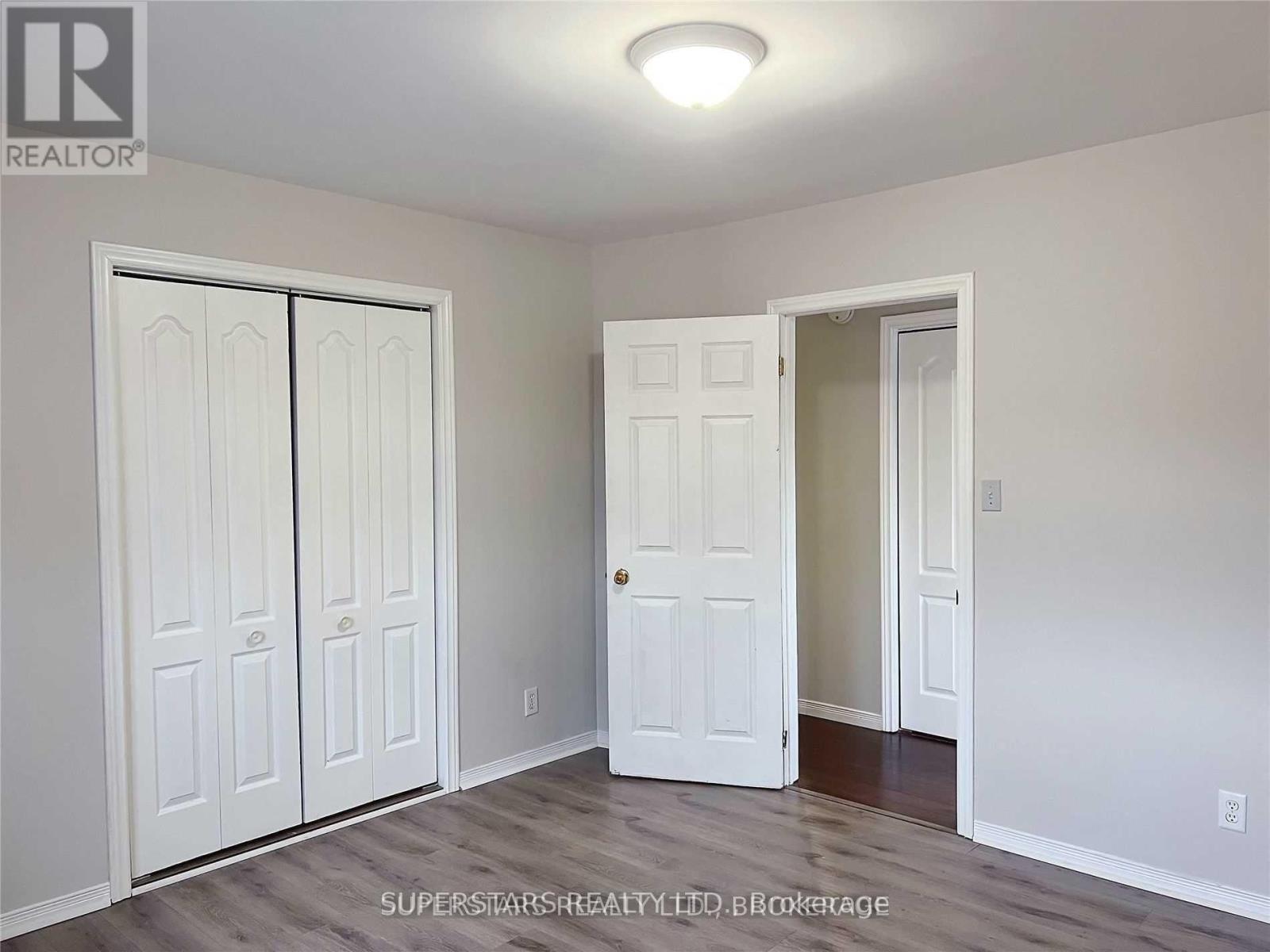 276 Parkwood Avenue, Georgina, Ontario L4P 2X3 - Photo 13 - N12958620