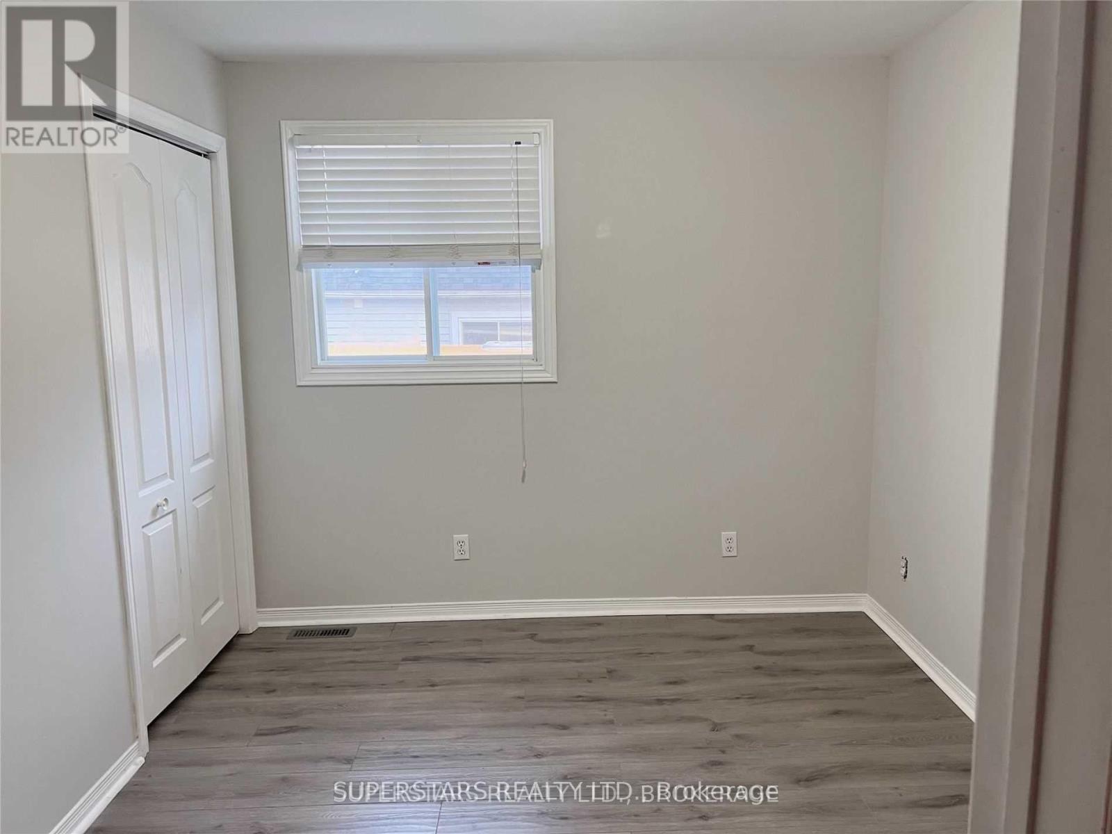 276 Parkwood Avenue, Georgina, Ontario L4P 2X3 - Photo 15 - N12958620