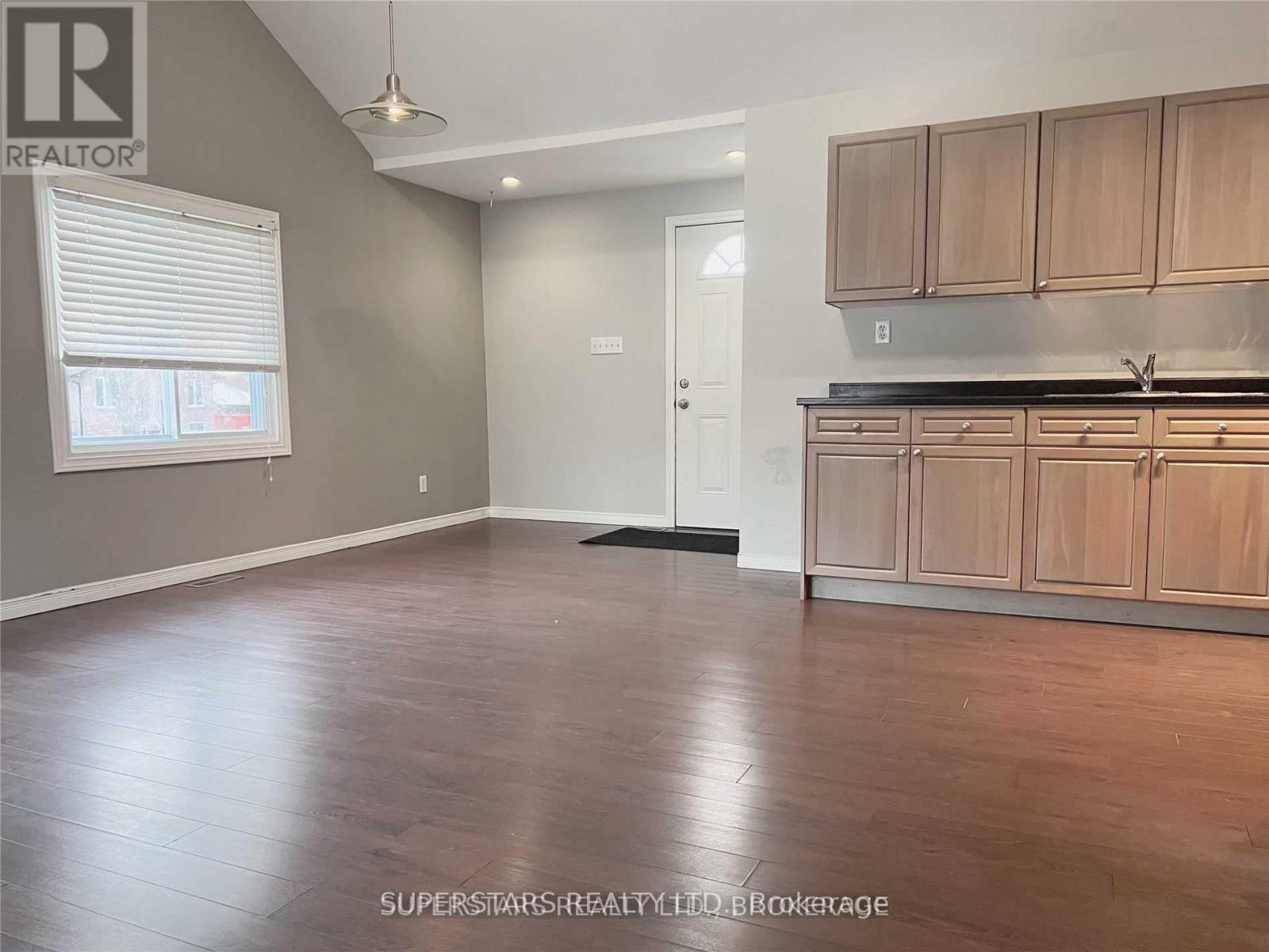 276 Parkwood Avenue, Georgina, Ontario L4P 2X3 - Photo 7 - N12958620