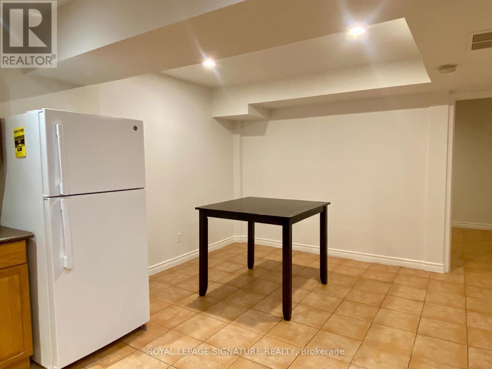 Basement - 194 Nahani Way, Mississauga, Ontario  L4Z 3J5 - Photo 14 - W12717758